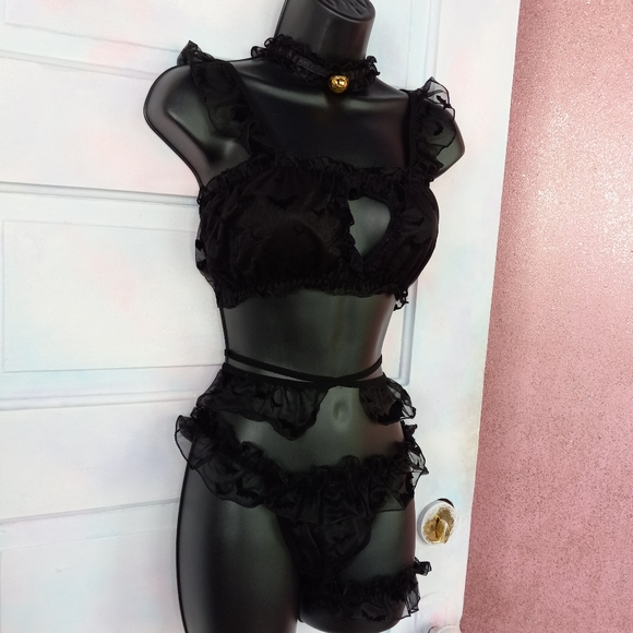 Frilly sexy bat print accent 6 piece gothic lingerie set! Lacy mesh boutique bat - Picture 9 of 16